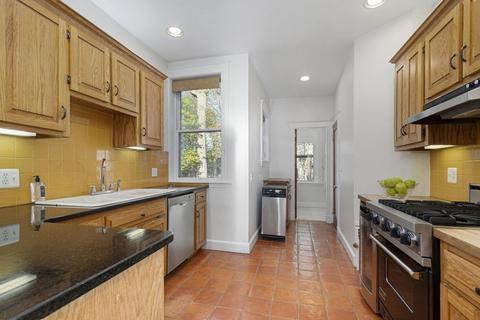 16 Claflin Rd #3, Brookline, MA 02445 photo 19