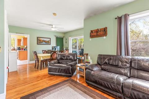 101 Bancroft Ave, Reading, MA 01867 photo 5