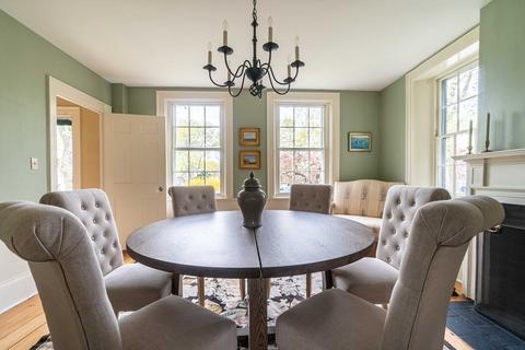 16 Middle St, Hingham, MA 02043 photo 4