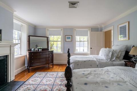 16 Middle St, Hingham, MA 02043 photo 18