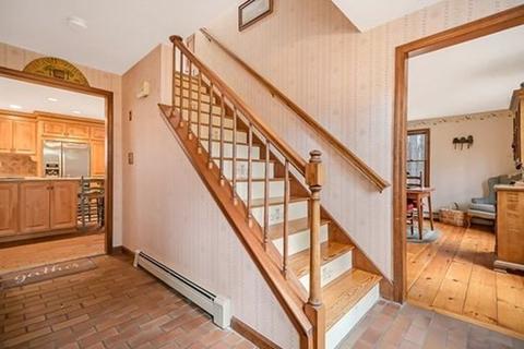 70 South St, Upton, MA 01568 photo 17