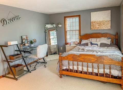 70 South St, Upton, MA 01568 photo 25