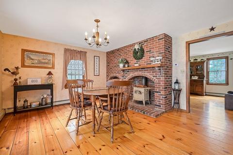 70 South St, Upton, MA 01568 photo 13