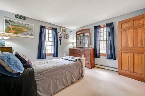 70 South St, Upton, MA 01568 photo 22
