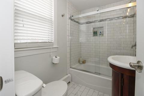 296 Billings Rd, Quincy, MA 02170 photo 10