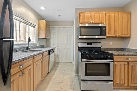 14 Spring St #2, Gloucester, MA 01930 photo 9
