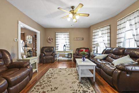 44 Webber St, Lowell, MA 01851 photo 6