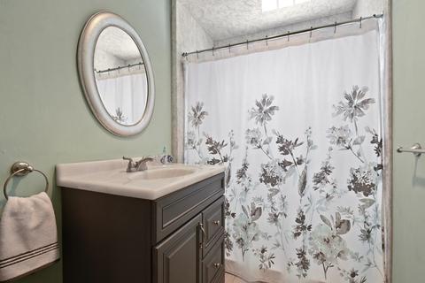 44 Webber St, Lowell, MA 01851 photo 18