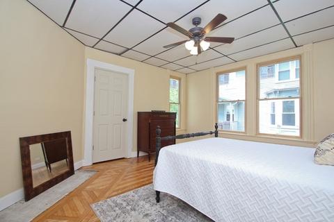 103 Thompson St, Springfield, MA 01109 photo 13