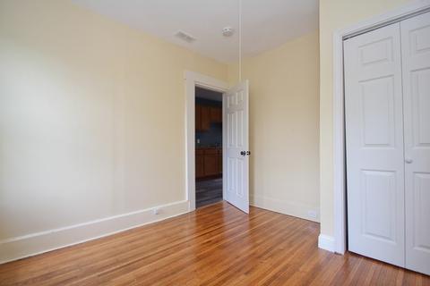 103 Thompson St, Springfield, MA 01109 photo 21