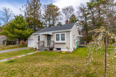 44 Blackmore Pond Rd, Wareham, MA 02576 photo 1