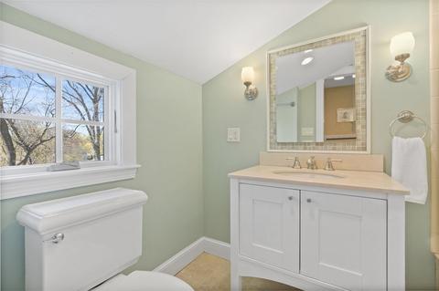 27 Fairview St, Hingham, MA 02043 photo 25