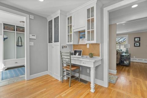 27 Fairview St, Hingham, MA 02043 photo 6