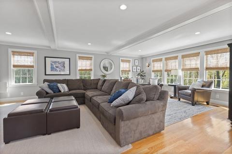 27 Fairview St, Hingham, MA 02043 photo 9