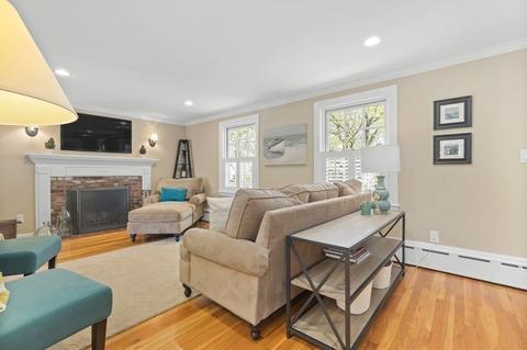 27 Fairview St, Hingham, MA 02043 photo 19