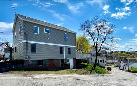 72 Pine St, Clinton, MA 01510 photo 3