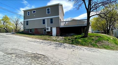 72 Pine St, Clinton, MA 01510 photo 4