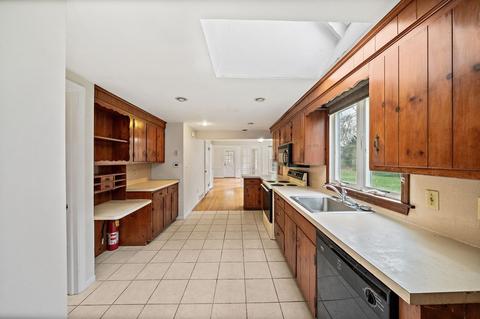 77 Damons Point Rd, Marshfield, MA 02050 photo 10