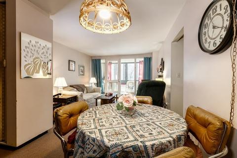 38 Juniper St #112, Brookline, MA 02445 photo 3