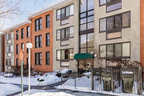 38 Juniper St #112, Brookline, MA 02445 photo 1