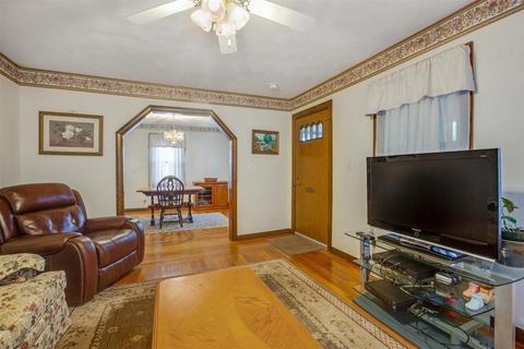 12 Milton Rd, Danvers, MA 01923 photo 9