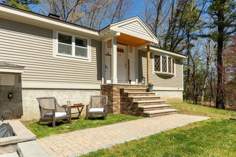 375 Central St, Rowley, MA 01969 photo 1