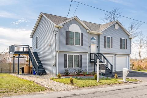 217 Napoleon St, Fall River, MA 02721 photo 1