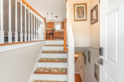 217 Napoleon St, Fall River, MA 02721 photo 4
