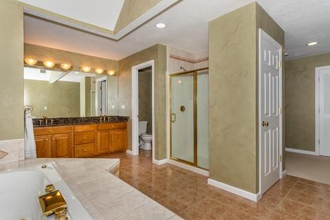 50 Skyline Cir, Canton, MA 02021 photo 19