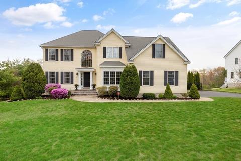 36 Mohawk Path, Holliston, MA 01746 photo 2