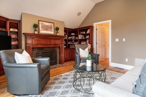 10 Maryknoll Dr, Hingham, MA 02043 photo 8