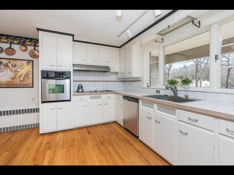 81 Eunice Dr, Longmeadow, MA 01106 photo 17