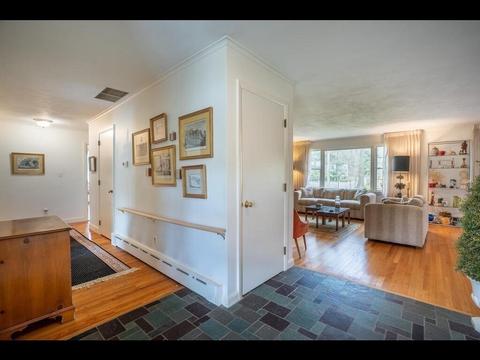 81 Eunice Dr, Longmeadow, MA 01106 photo 4