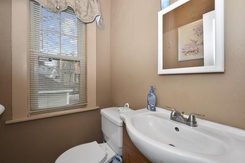 281 West St, Gardner, MA 01440 photo 11