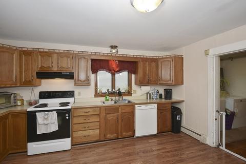 281 West St, Gardner, MA 01440 photo 6