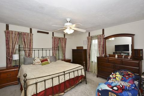 281 West St, Gardner, MA 01440 photo 13