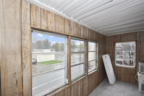 281 West St, Gardner, MA 01440 photo 25
