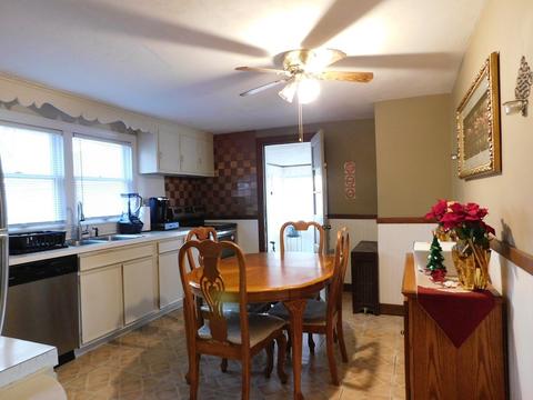 83 Wilton St, Springfield, MA 01109 photo 8