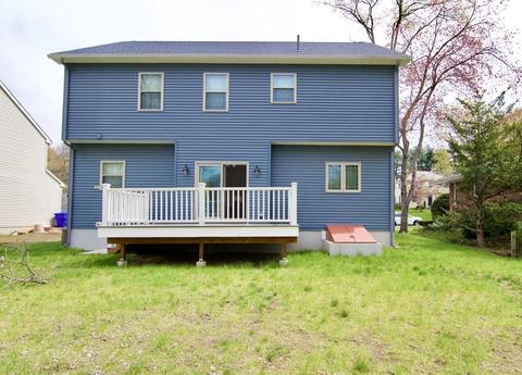 130 Benz St, Springfield, MA 01118 photo 2