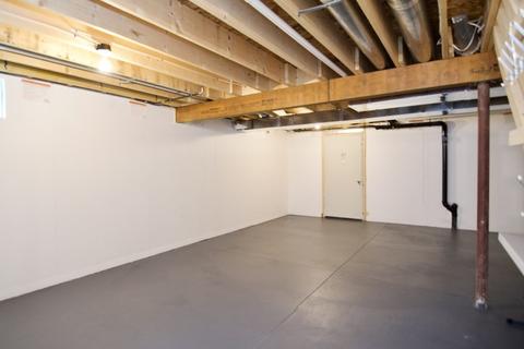 130 Benz St, Springfield, MA 01118 photo 42