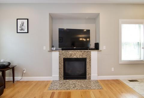 130 Benz St, Springfield, MA 01118 photo 15