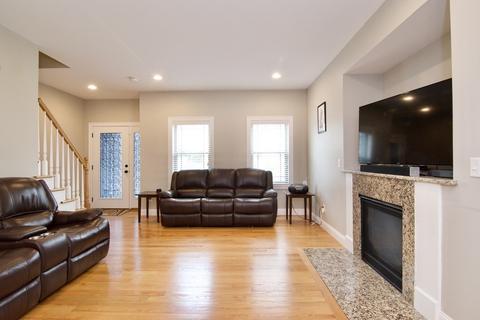 130 Benz St, Springfield, MA 01118 photo 18