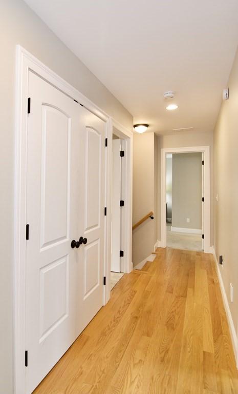 130 Benz St, Springfield, MA 01118 photo 30