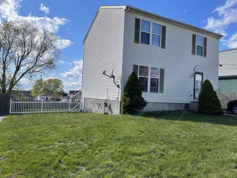 143 Guild St, Fall River, MA 02724 photo 3
