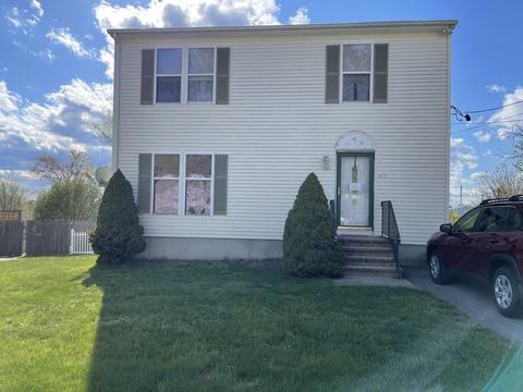 143 Guild St, Fall River, MA 02724 photo 2