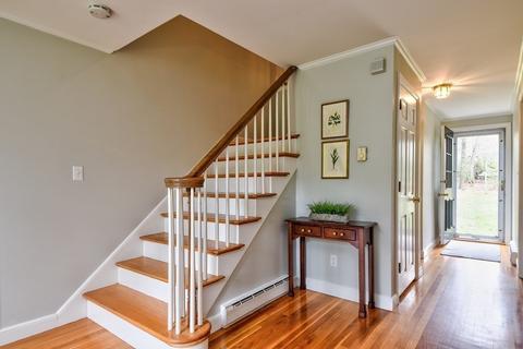 17 Colonial Rd, Dover, MA 02030 photo 2