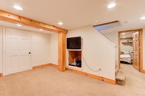 5 Russell Ave, Upton, MA 01568 photo 29