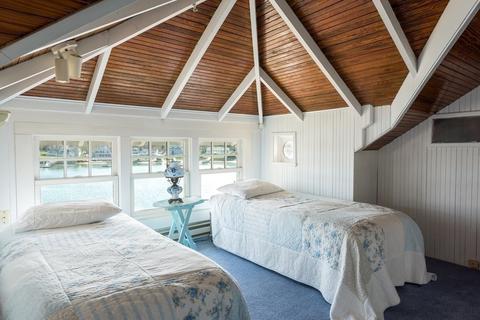 12 Onset Ave, Wareham, MA 02532 photo 26