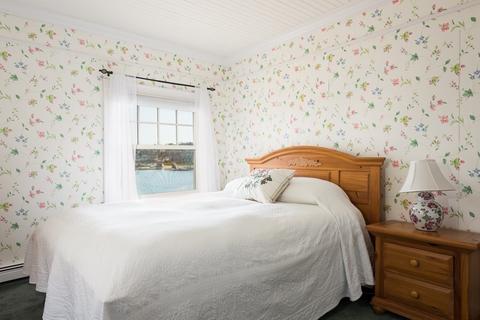 12 Onset Ave, Wareham, MA 02532 photo 24
