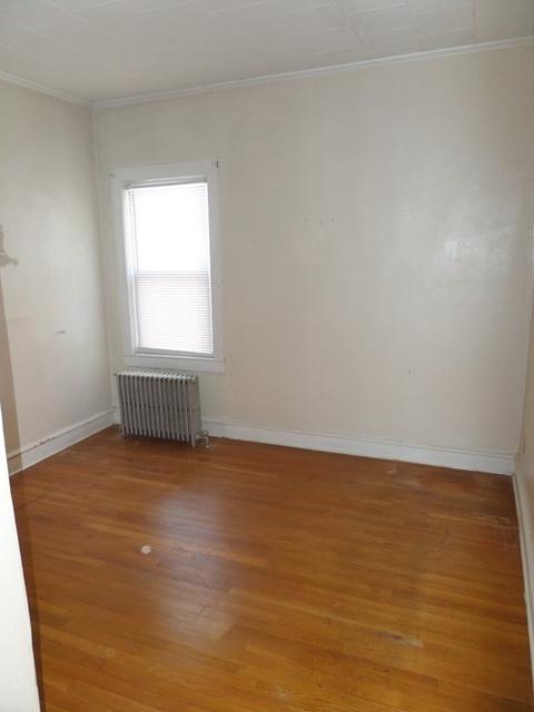 142 Jencks St, Fall River, MA 02723 photo 8